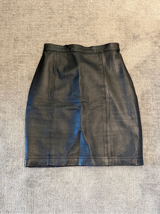 Wilsons Leather Dresses & Skirts - 🔥 VTG 90s Wilsons Suede & Leather Black Genuine Leather High Waist Skirt 6